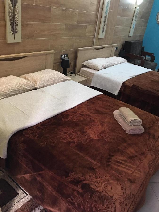 G M 2 Rooms Kentro In The Heart Of The City Larissa Exterior foto